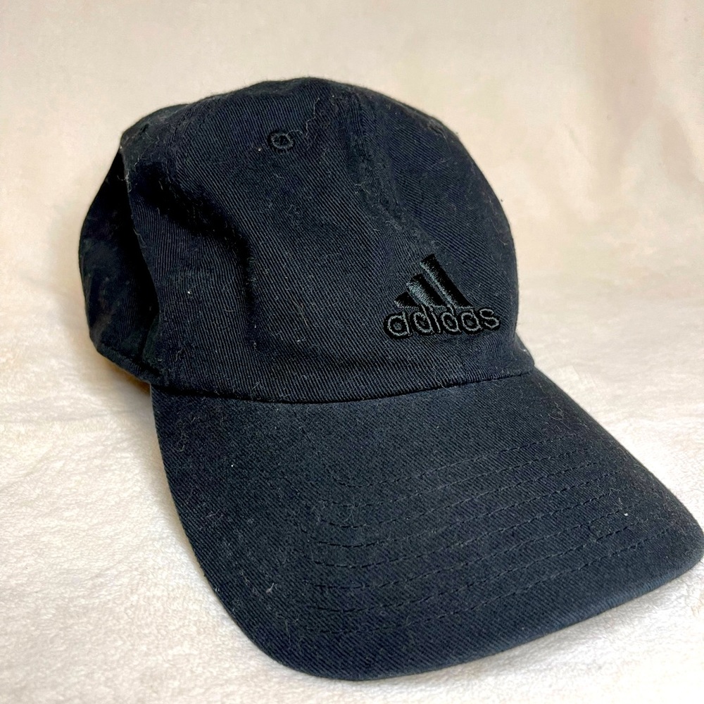 ADIDAS. Black Adjustable Hat.